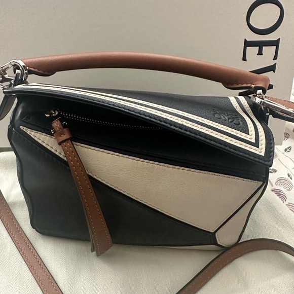 Loewe Mini Puzzle Bag Navy White Tan - Picture 6 of 8